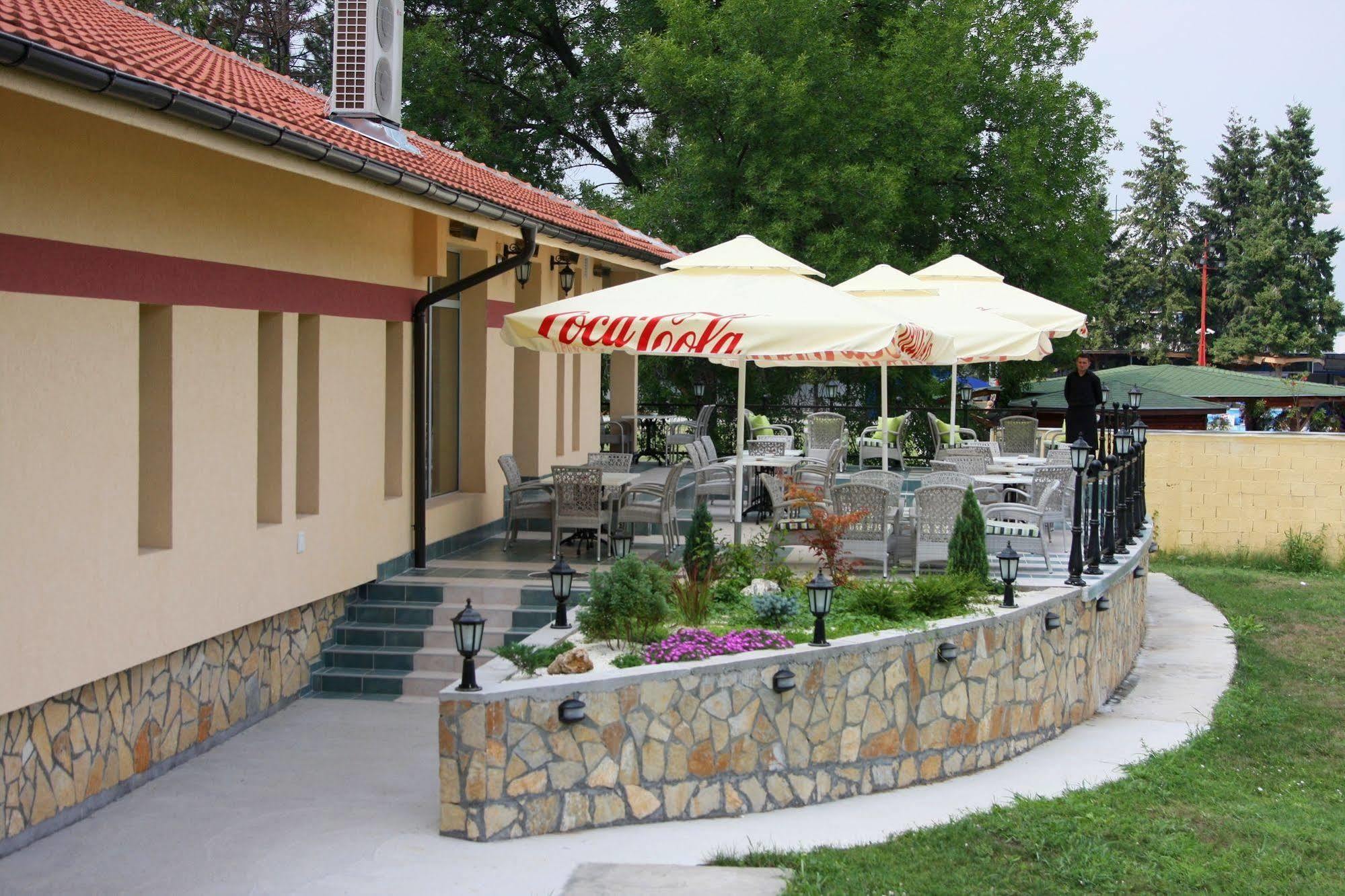 Hotel Hill Jagodina Exterior photo